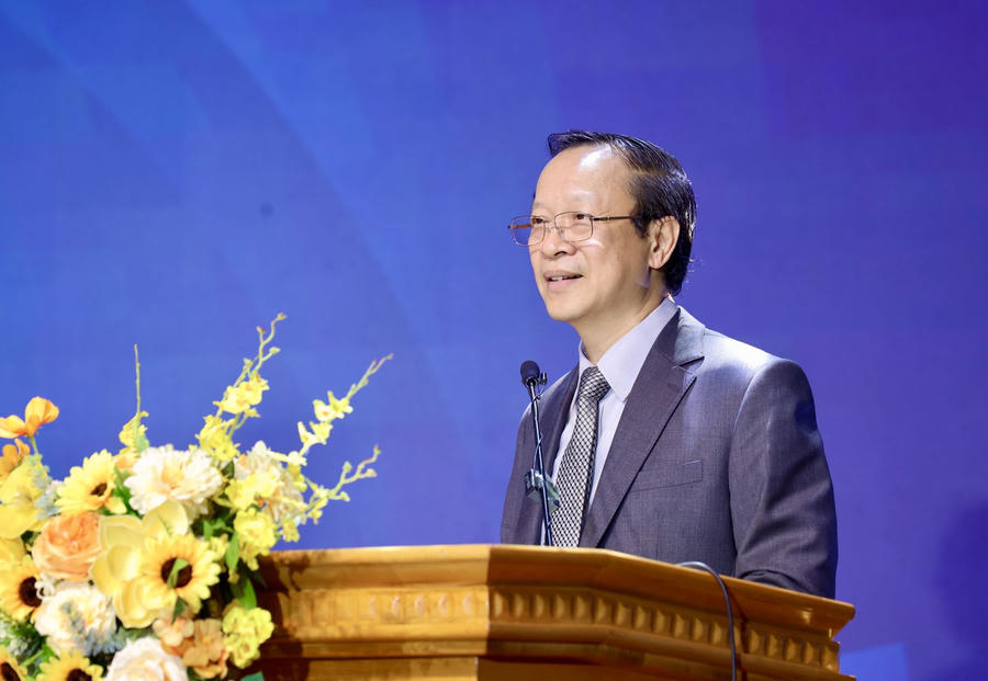 Thứ trưởng Phạm Ngọc Thưởng phát biểu tại buổi lễ.