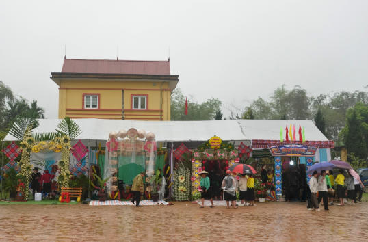 Các gian hàng dự thi đều được dựng công phu, sáng tạo. Ảnh: ECODE