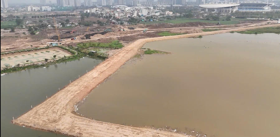 Công trường Dự án hồ điều hoà Phú Đô.