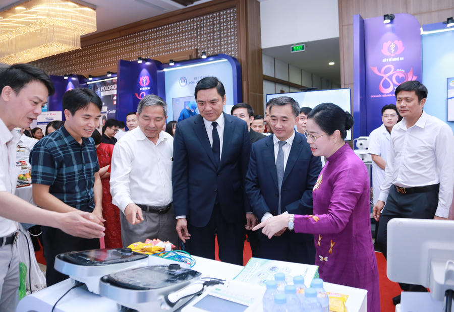 Ngành Y tế Nghệ An từng bước hình thành mô hình y tế thông minh.