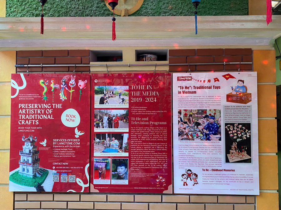 Trưng bày quảng bá du lịch tò he.
