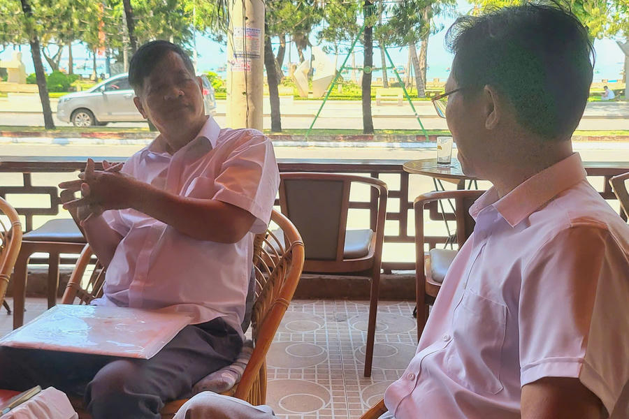 Ông Trịnh Mạnh Thắng trình bày nội dung vụ việc. (ảnh: PV).