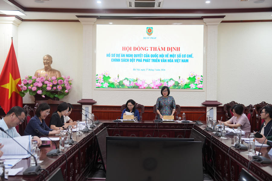 Thứ trưởng Đặng Hoàng Oanh phát biểu tại buổi thẩm định. Thứ trưởng Đặng Hoàng Oanh phát biểu tại buổi thẩm định.