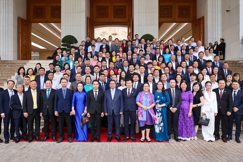 Thủ tướng: Doanh nghiệp là trung tâm, là chủ thể trong thực hiện mục tiêu tăng trưởng từ 10% trở lên- Ảnh 9.