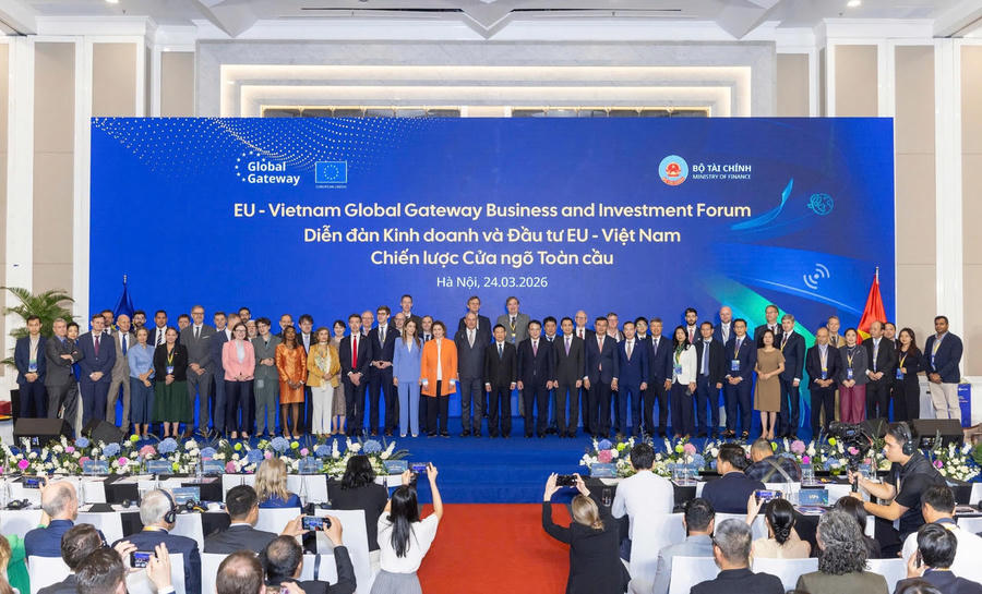 Các đại biểu tại diễn đàn.