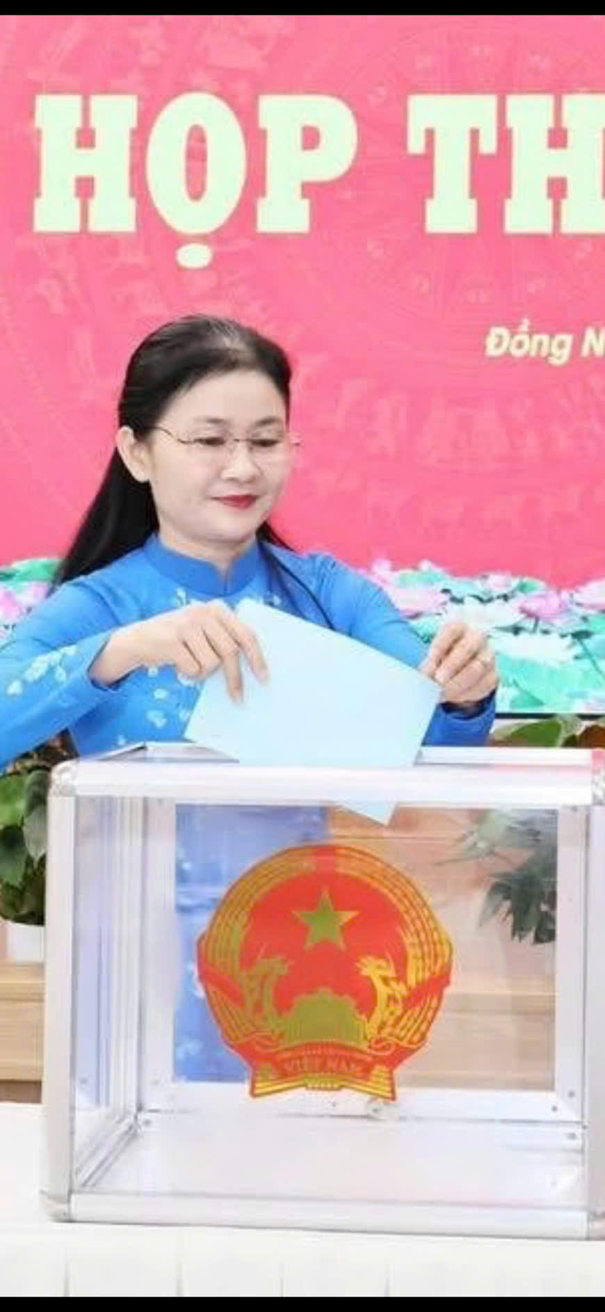 Bà Tôn Ngọc Hạnh.