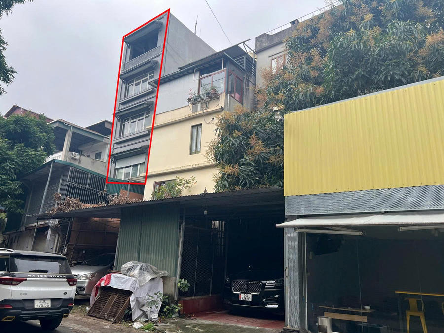 Căn nhà (trong ô kẻ đỏ) đang có tranh chấp giữa ông Thanh và anh Tuyền