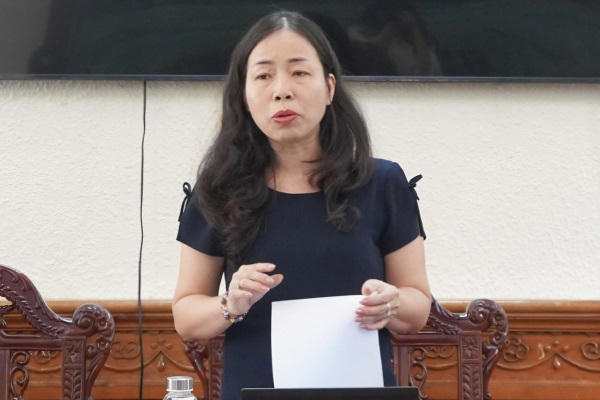 Phó Cục trưởng Cục Bổ trợ tư pháp, bà Đặng Kim Hoa chủ trì cuộc họp Tổ soạn thảo dự thảo Nghị quyết về việc thí điểm thực hiện chế định luật sư công.