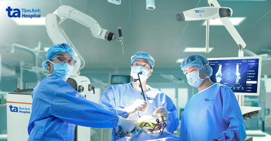 Bệnh viện Đa khoa Tâm Anh TP.HCM được cấp phép phẫu thuật thay khớp bằng Robot trí tuệ nhân tạo (AI) thế hệ mới CUVIS-Joint. (Ảnh: BVCC) Bệnh viện Đa khoa Tâm Anh TP.HCM được cấp phép phẫu thuật thay khớp bằng Robot trí tuệ nhân tạo (AI) thế hệ mới CUVIS-Joint. (Ảnh: BVCC)