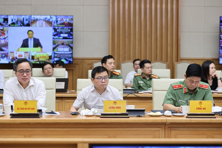 Các Đại biểu tham dự hội nghị. Ảnh: VGP