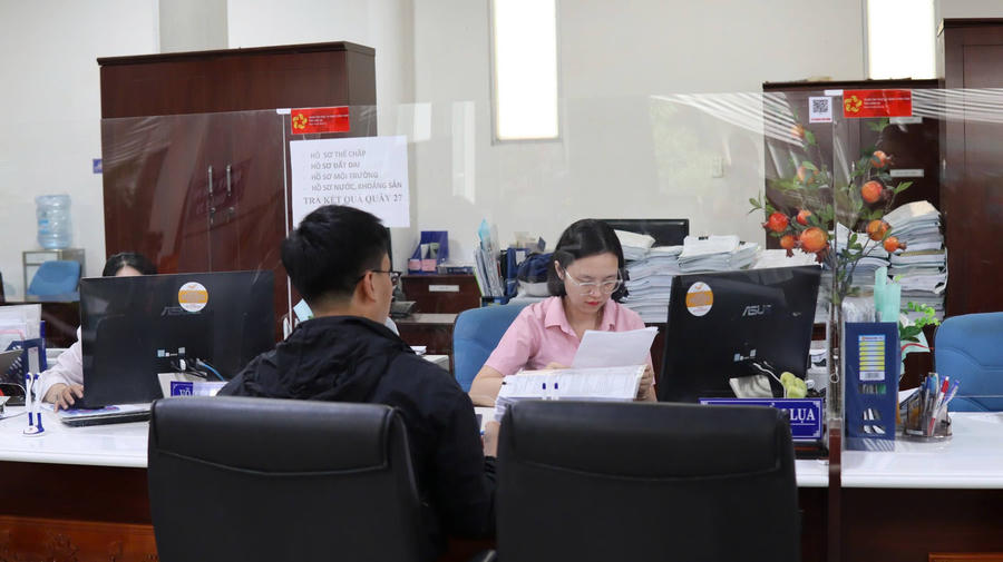 Lấy sự hài lòng của người dân và doanh nghiệp làm thước đo chất lượng phục vụ của cơ quan nhà nước