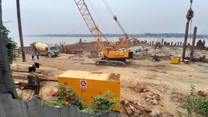 Cầu Tứ Liên là một trong những dự án đang được triển khai xây dựng.