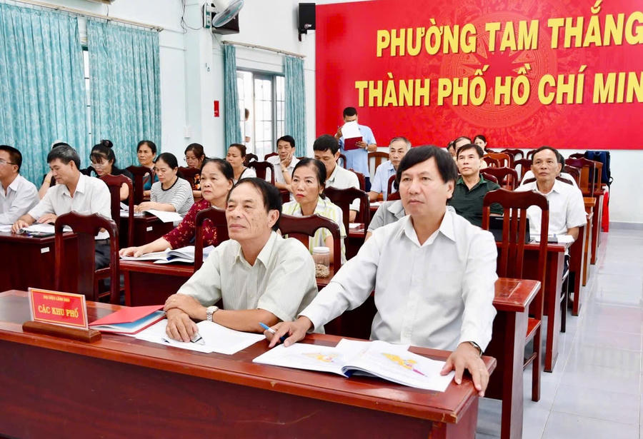 Người dân phường Tam Thắng tham gia Hội nghị.