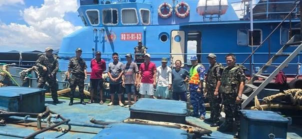 Tăng cường kiểm tra, xử lý vi phạm kinh doanh, vận chuyển xăng dầu trái phép qua biên giới. (Ảnh minh họa)