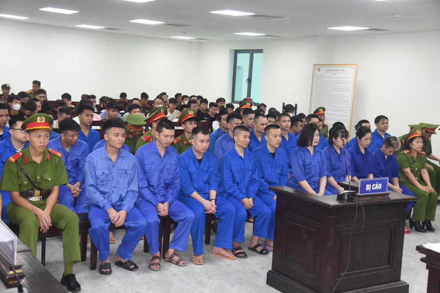 Xét xử công khai 117 đối tượng trong đường dây tội phạm xuyên quốc gia - Ảnh Công an Hà Tĩnh.