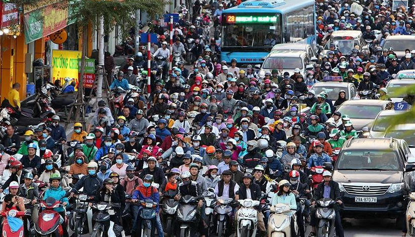 Giao thông Hà Nội quá tải. Hình ảnh minh họa.