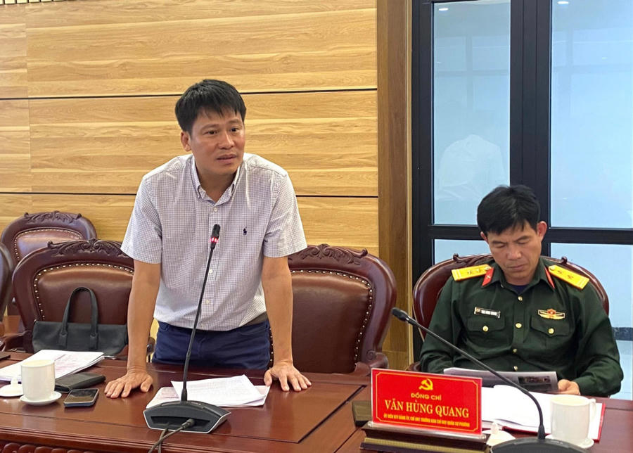 Đại diện Công ty Cổ phần Phát triển đô thị Sầm Sơn trình bày tóm tắt dự án.