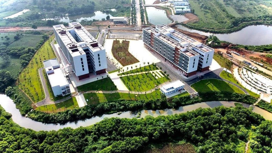 Đại học Quốc gia Hà Nội là cơ sở giáo dục đại học công lập, thực hiện đào tạo đa ngành, nghiên cứu khoa học và đổi mới sáng tạo chất lượng cao.