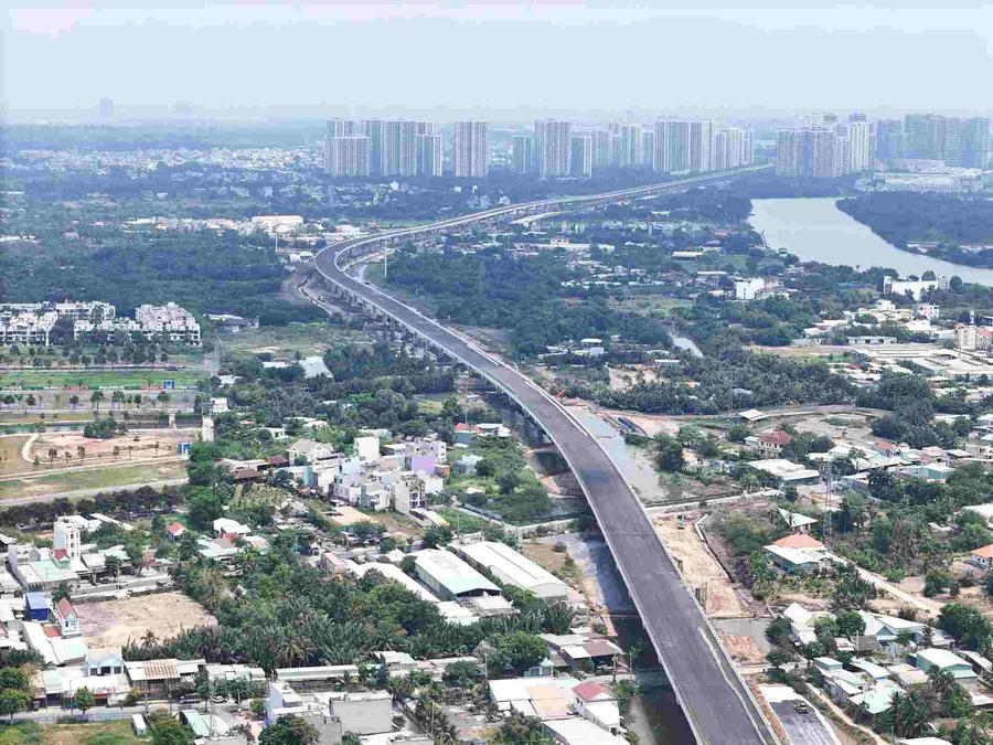 Đoạn Vành đai trên cao khu vực phía Đông TP HCM. Ảnh: Minh Quân
