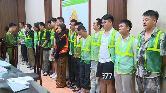 Công an Hà Nội phát hiện 58 người nước ngoài lừa đảo, tổ chức đánh bạc trái phép. (Ảnh: Công an TP Hà Nội)