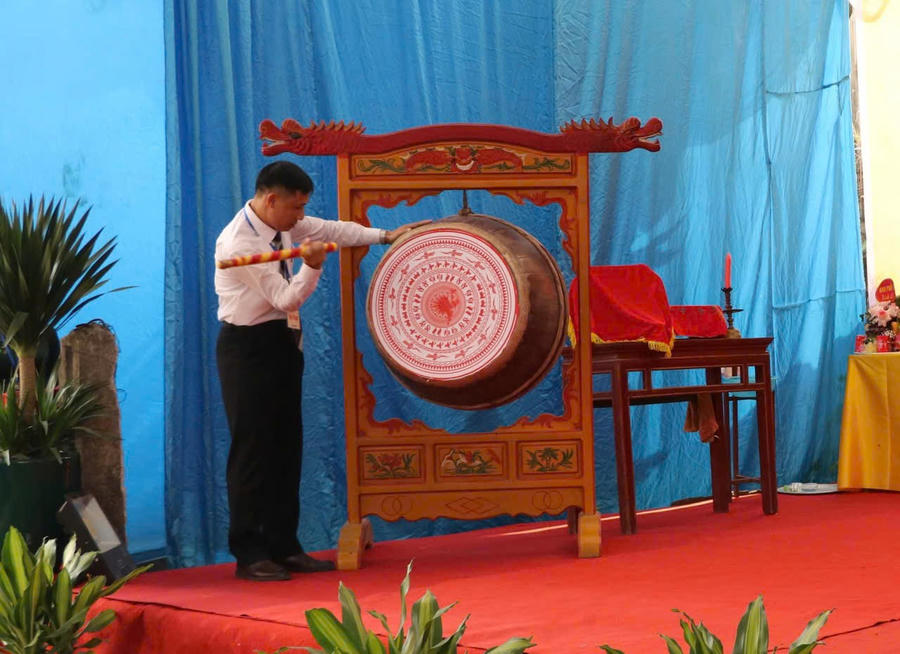 Tiếng trống khai hội vang lên đánh dấu chuỗi hoạt động văn hóa đặc sắc.