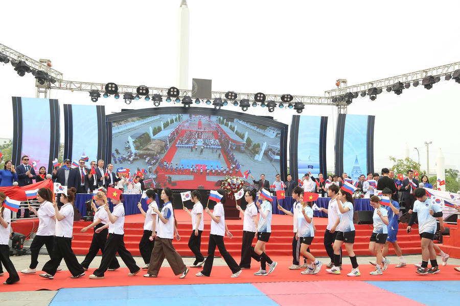 Khối các trường ĐH Việt Nam tham gia ngày hội.