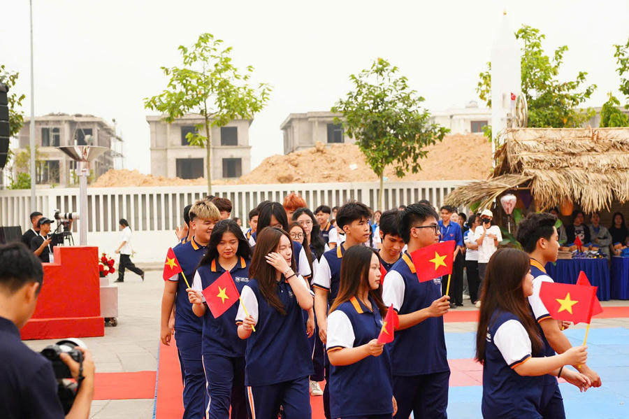 Ngày hội là dịp để sinh viên hai nước giao lưu, học hỏi.