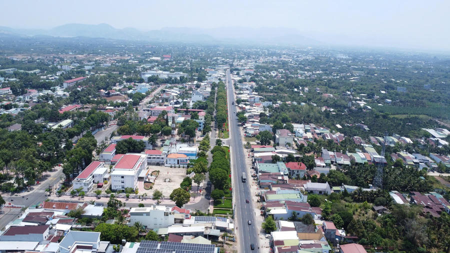 Hạ tầng khang trang, hiện đại là nền tảng để Tân Phú phát triển thành đô thị hiện đại.