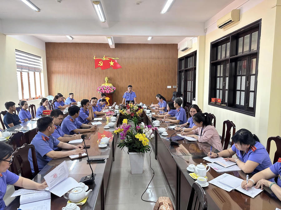 Văn phòng VKSND tỉnh Đồng Nai tổ chức hội nghị triển khai công tác.