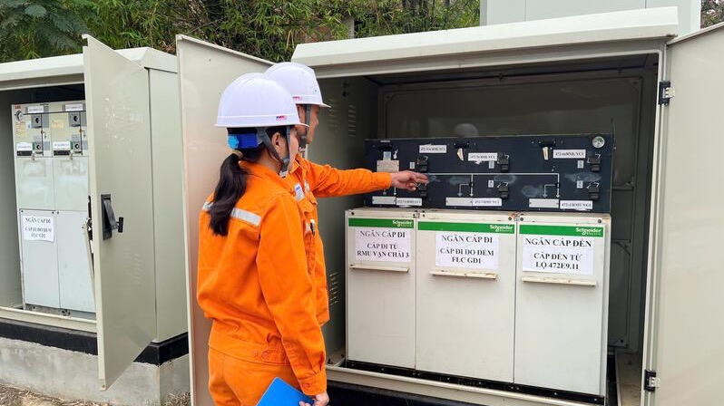 Nghị định xử phạt vi phạm hành chính trong lĩnh vực điện lực (được hợp nhất năm 2026) sẽ có hiệu lực từ 25/5/2026, nâng mức phạt tối đa lên 200 triệu đồng, siết kỷ cương sử dụng năng lượng. Ảnh: Báo Công Thương.