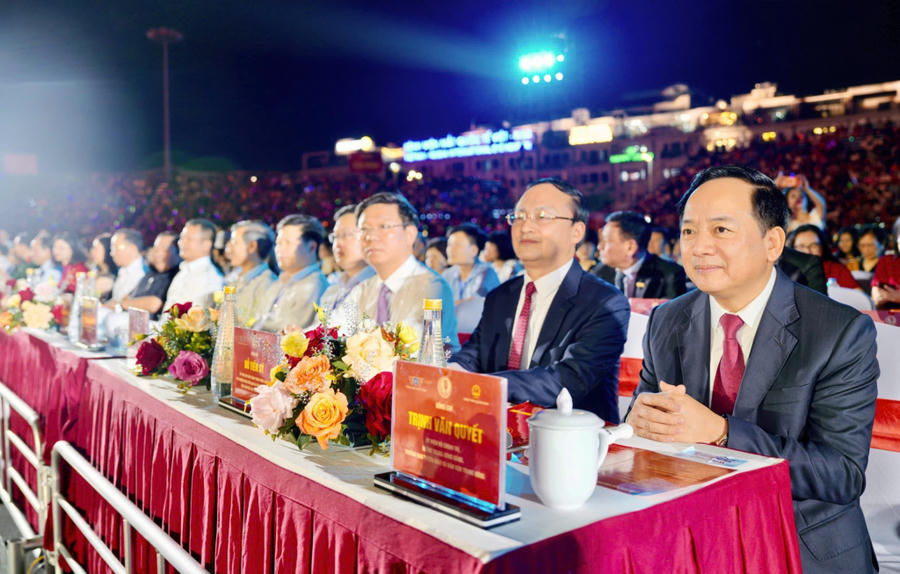 Các đại biểu tham dự Lễ khai mạc Liên hoan Phát thanh toàn quốc - Quảng Ninh 2026.