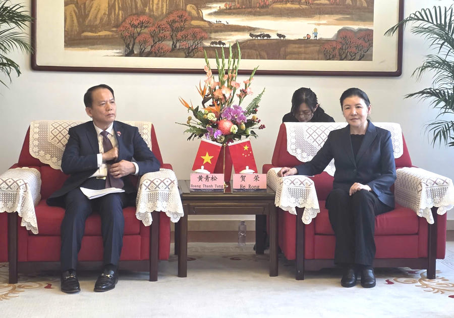 Hai Bộ trưởng trao đổi nhiều nội dung mà hai Bên cùng quan tâm.