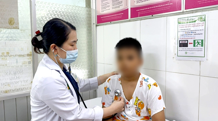 Bệnh viện Nhi đồng 2 tiếp nhận 36 ca nghi ngộ độc thực phẩm tại Trường tiểu học Bình Quới Tây