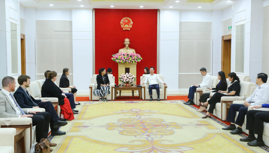 Quang cảnh buổi tiếp.