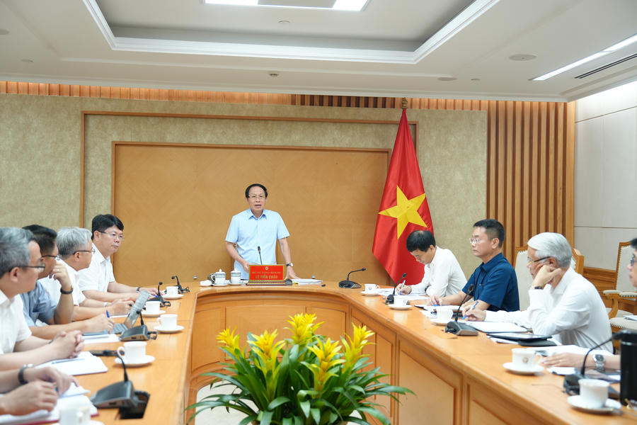 Quang cảnh buổi làm việc.