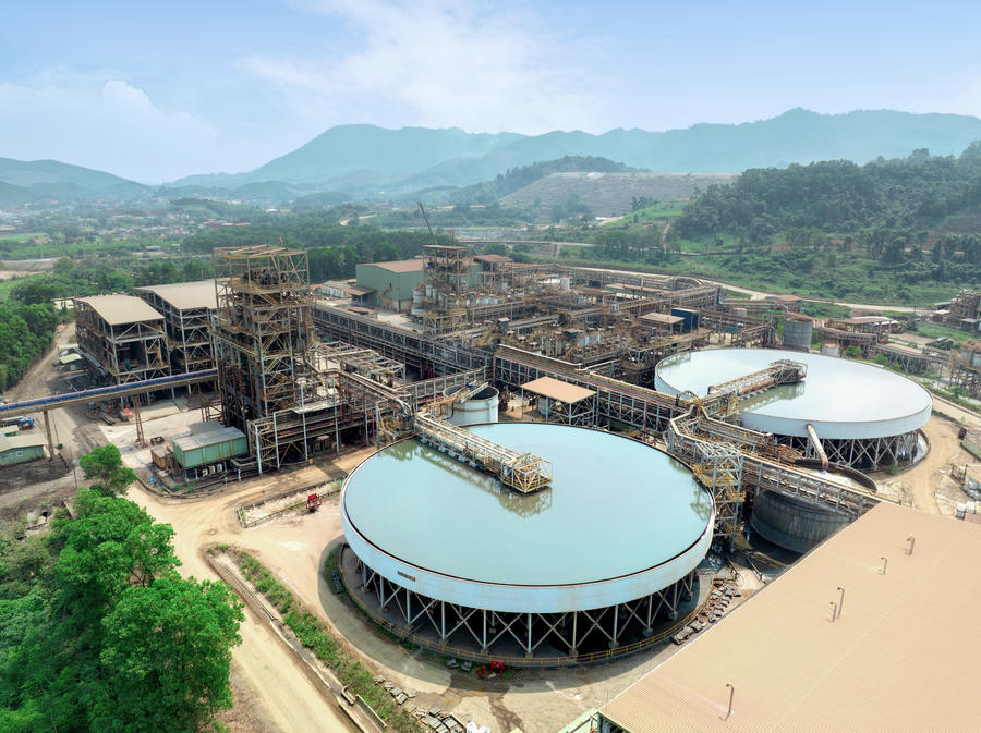 Toàn cảnh quy mô vận hành hiện đại tại nhà máy Núi Pháo.