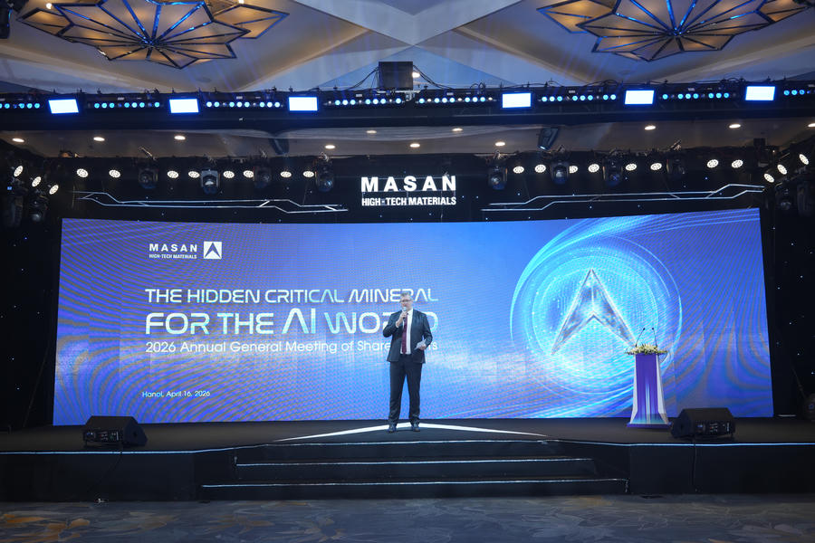 Ông Michael Glover, Tổng Giám đốc Masan High - Tech Materials chia sẻ về chiến lược của MSR tại sự kiện.