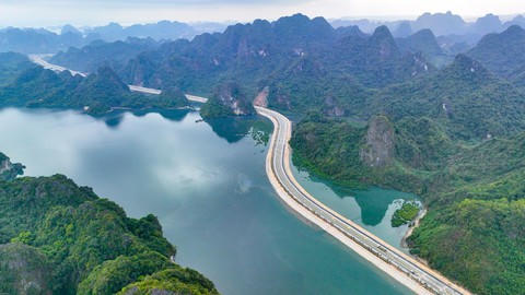 Ngày 21/4, Quảng Ninh sẽ phân luồng giao thông tại hầm đường bộ trên tuyến bao biển Hạ Long - Cẩm Phả để diễn tập ứng cứu sự cố.