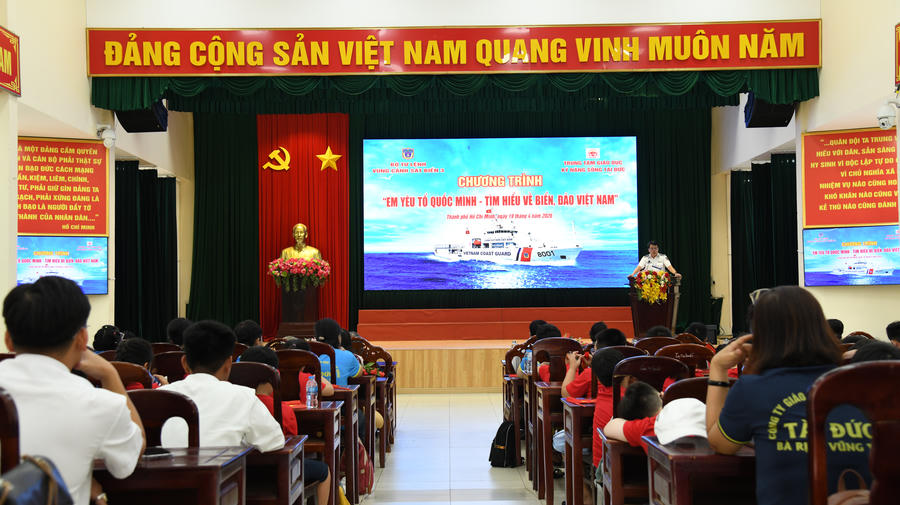 Quang cảnh về hội nghị.