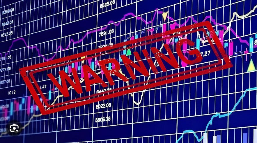 Uỷ ban Chứng khoán Nhà nước khuyến cáo nhà đầu tư, tổ chức, cá nhân tham gia đầu tư trên thị trường chứng khoán.