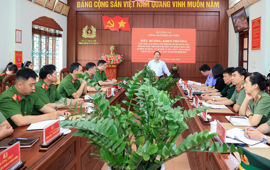 Ông Tống Thanh Hải - Phó Chủ tịch Thường trực UBND tỉnh phát biểu, biểu dương lực lượng Ban Chuyên án