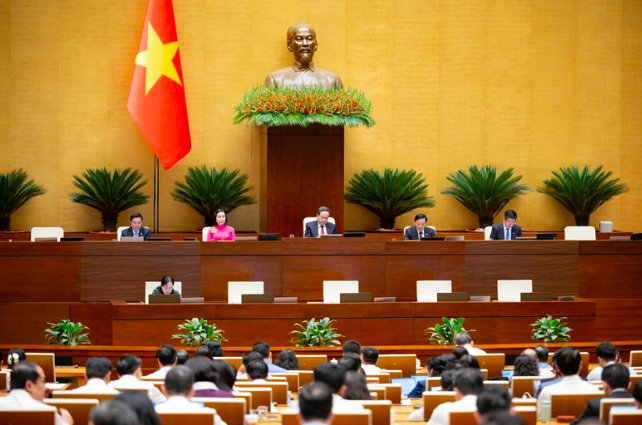 Các đại biểu tham dự phiên họp chiều 23/4. Ảnh: Media Quốc hội
