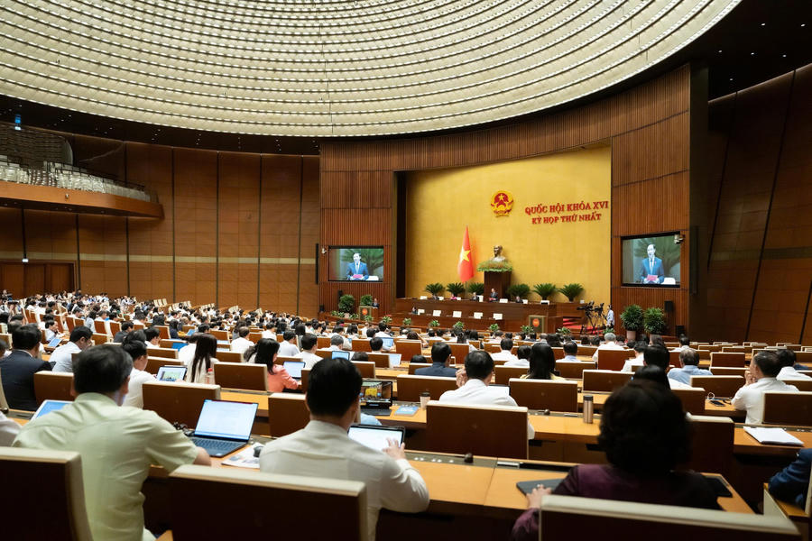 Quang cảnh phiên họp.