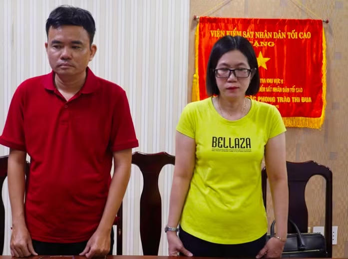 Hai bị can Phan Thị Trúc Ly và Lê Phong Cảnh