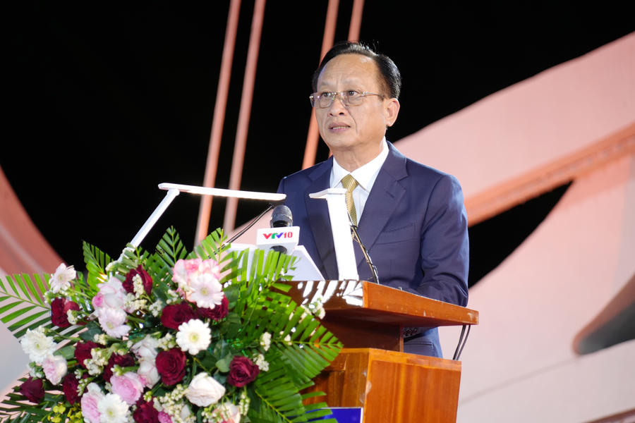 Ông Phạm Văn Thiều - Phó Bí thư Tỉnh ủy, Chủ tịch HĐND tỉnh Cà Mau (Trưởng Ban Chỉ đạo sự kiện), phát biểu khai mạc, nhấn mạnh vai trò khoa học - công nghệ trong nâng tầm giá trị hạt gạo Việt Nam.