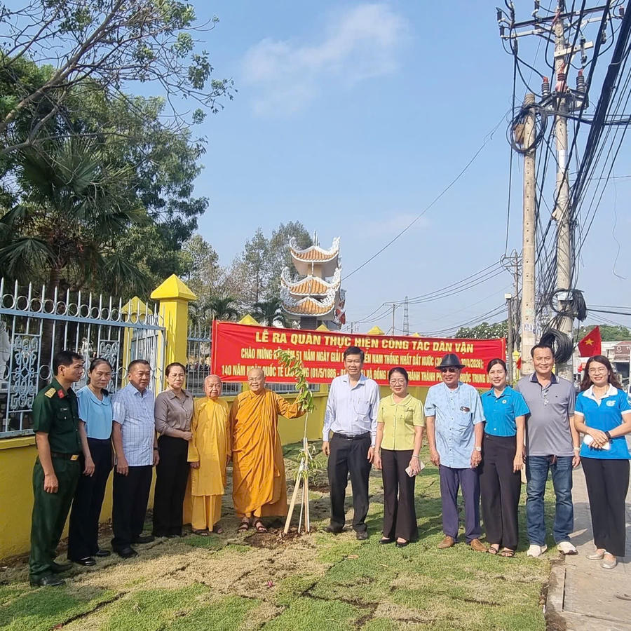 Vì cuộc sống bình yên, hạnh phúc của nhân dân.