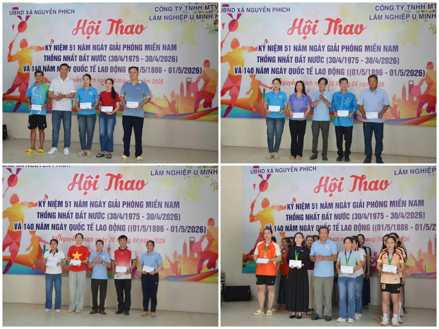 Ban Tổ chức trao giải cho các đơn vị đạt giải.