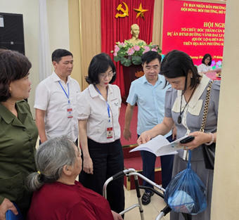 Đồng chí Võ Đăng Dũng- Bí thư Đảng ủy, Chủ tịch HĐND phường trực tiếp dự và chỉ đạo tại Hội nghị.