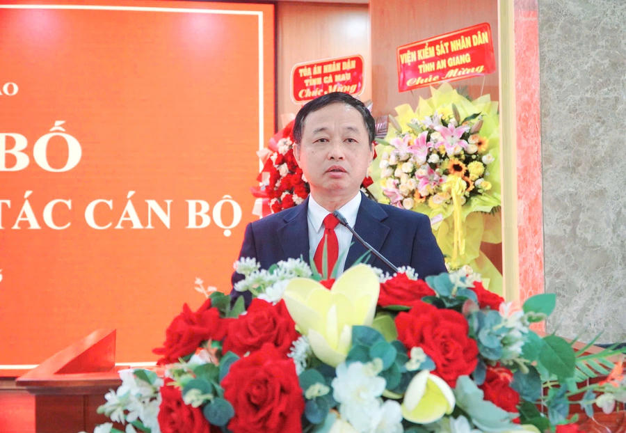 Ông Nguyễn Biên Thùy, Uỷ viên Ban thường vụ Đảng ủy, Phó Chánh án TAND Tối cao phát biểu