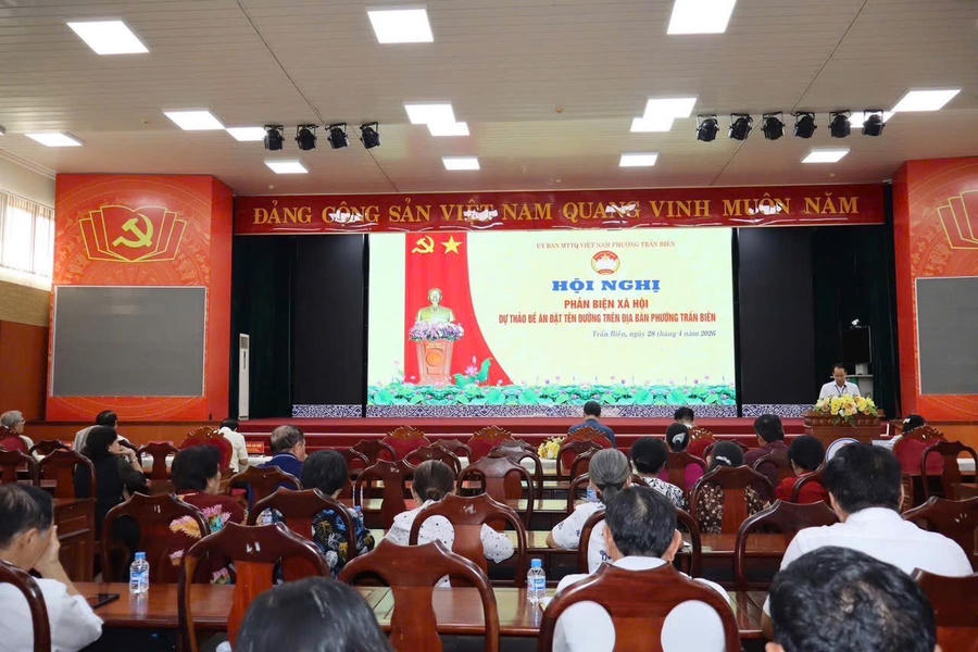Toàn cảnh hội nghị.